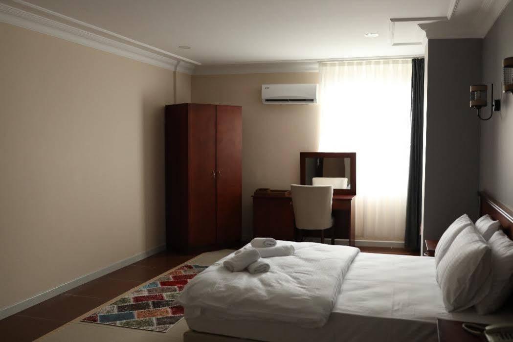 Marina Park Hotel Istanbul Exterior photo